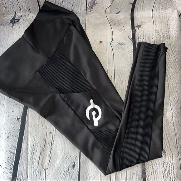 Peloton High Waisted Ribbed Pocket Leggings In Black - Picture 1 of 10